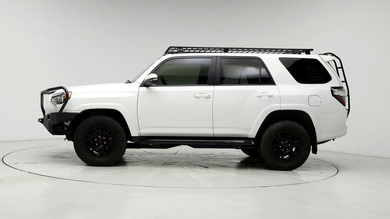 2020 Toyota 4Runner SR5 3