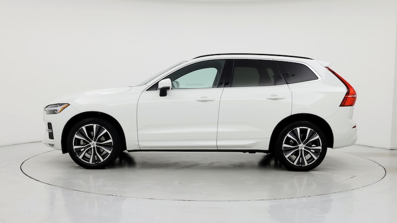 2022 Volvo XC60 B5 Momentum 3