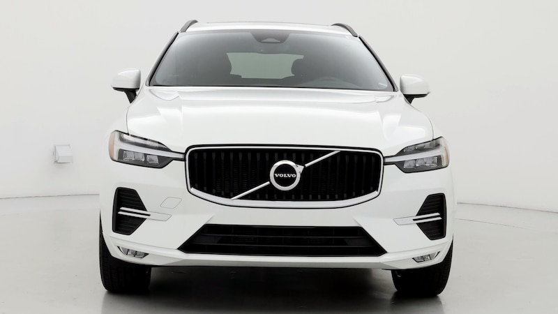 2022 Volvo XC60 B5 Momentum 5