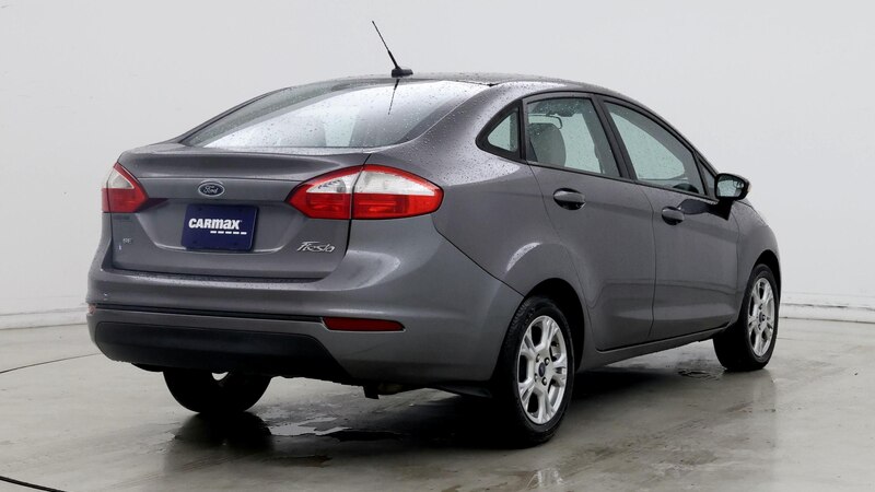 2014 Ford Fiesta SE 8