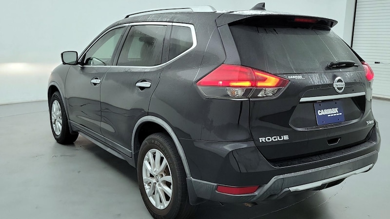 2017 Nissan Rogue SV 7