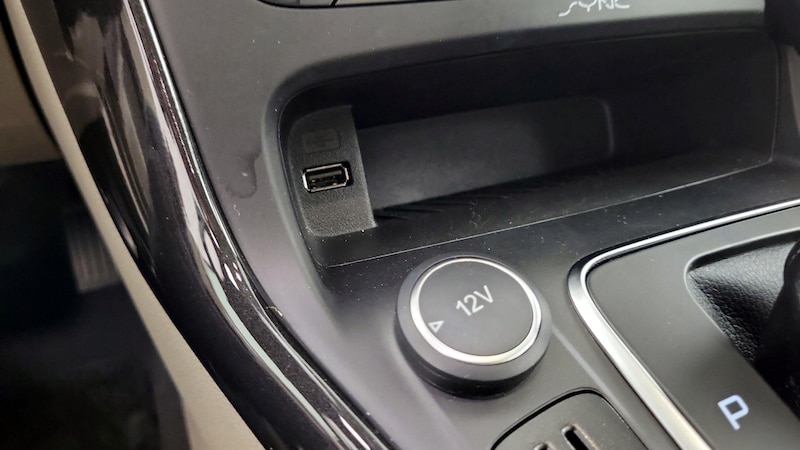 2016 Ford Focus Electric 17