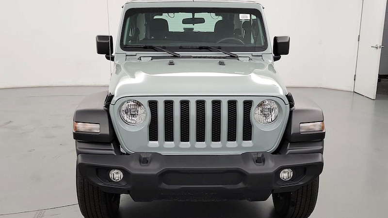 2023 Jeep Wrangler Sport 2