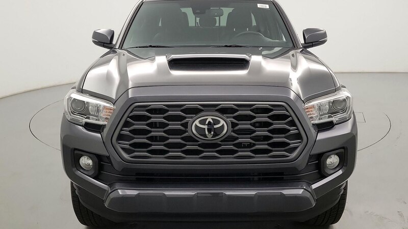 2020 Toyota Tacoma TRD Sport 2