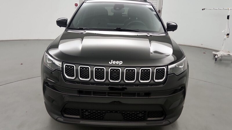 2023 Jeep Compass Latitude 2