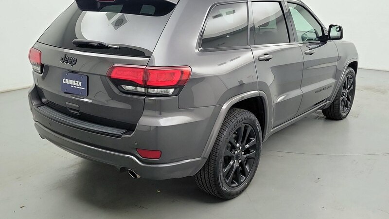 2018 Jeep Grand Cherokee Altitude 5