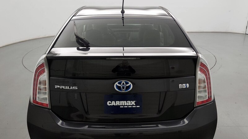 2014 Toyota Prius Two 6