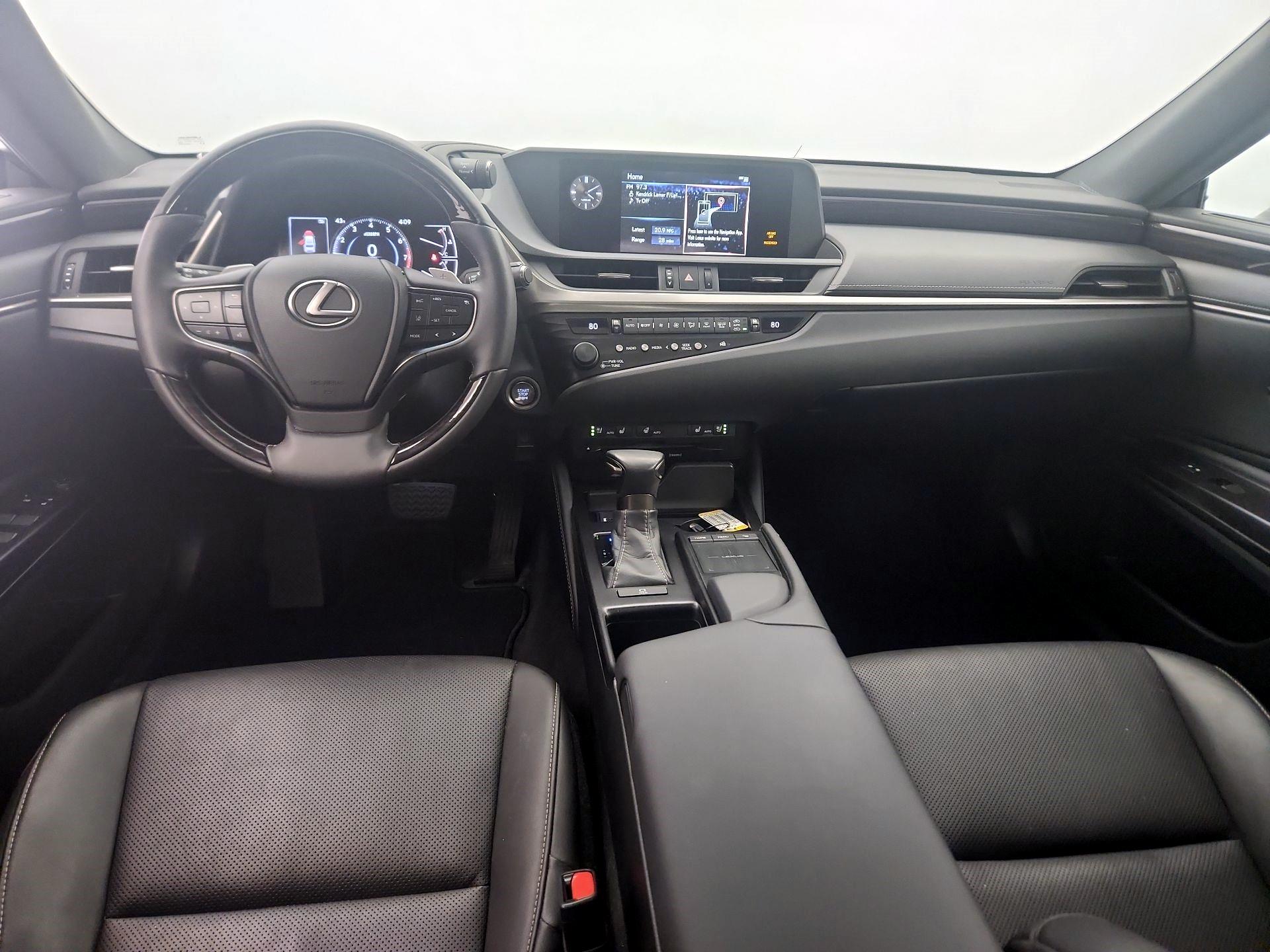 Thumbnail: 2019 Lexus ES - 9