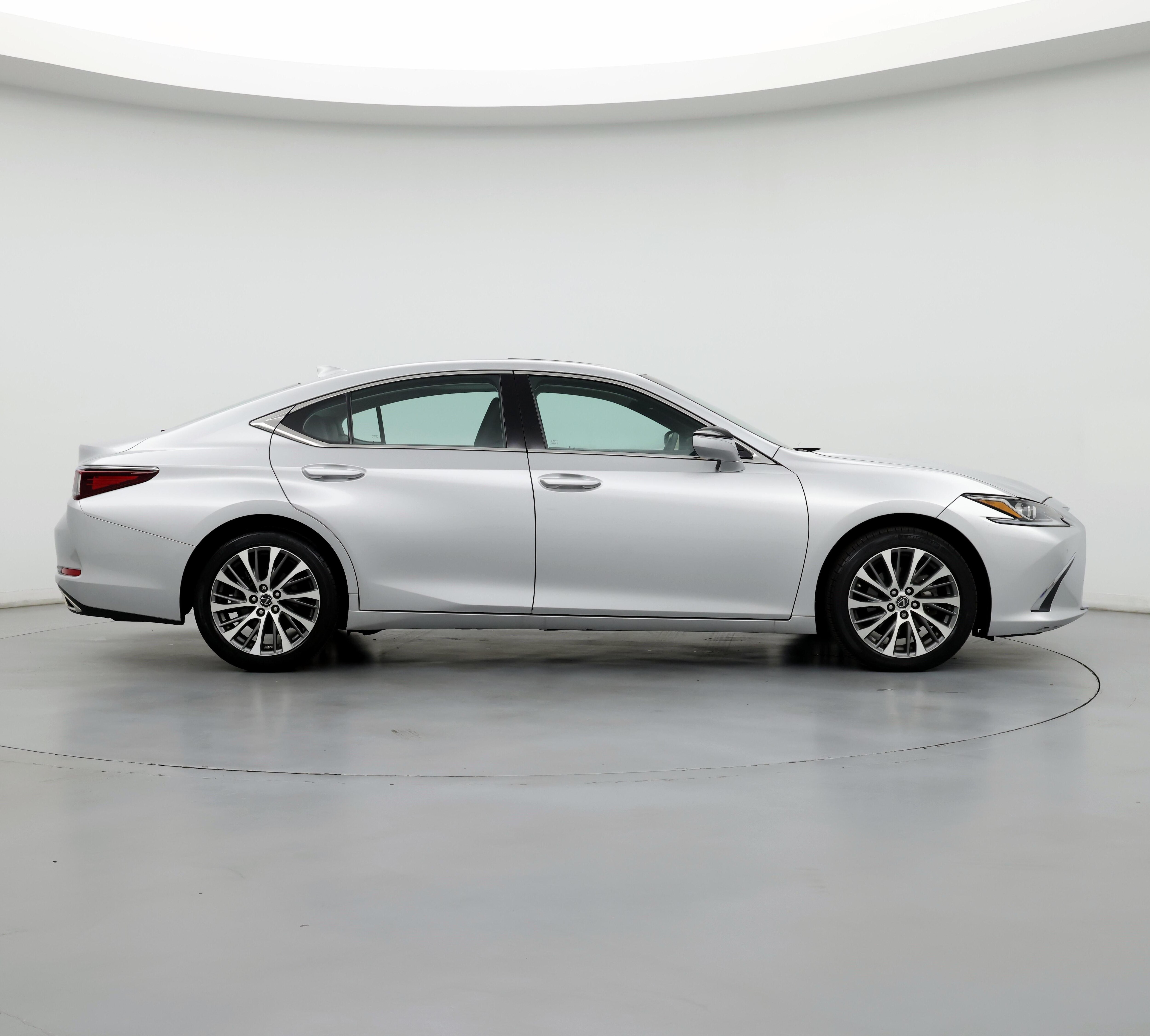 Thumbnail: 2019 Lexus ES - 7