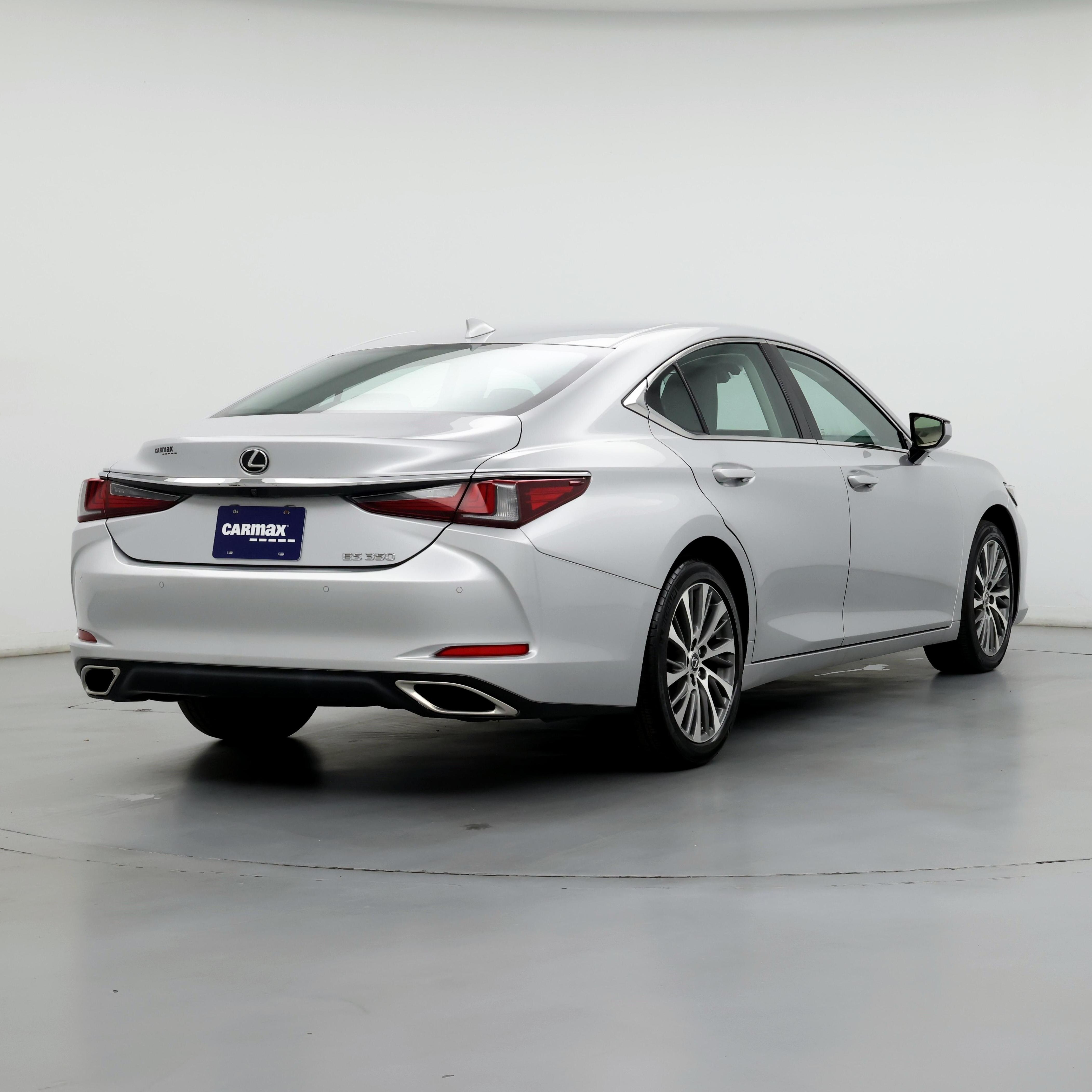 Thumbnail: 2019 Lexus ES - 8