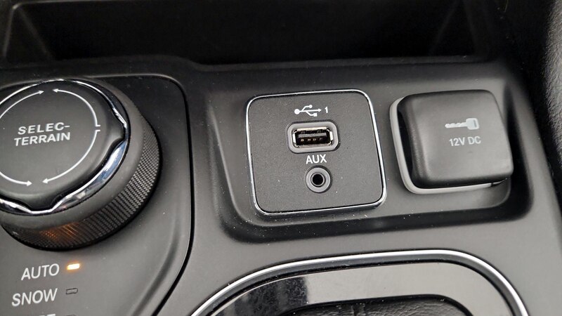 2019 Jeep Cherokee Limited Edition 17