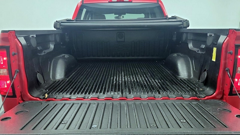 2018 Chevrolet Silverado 1500 LT 16