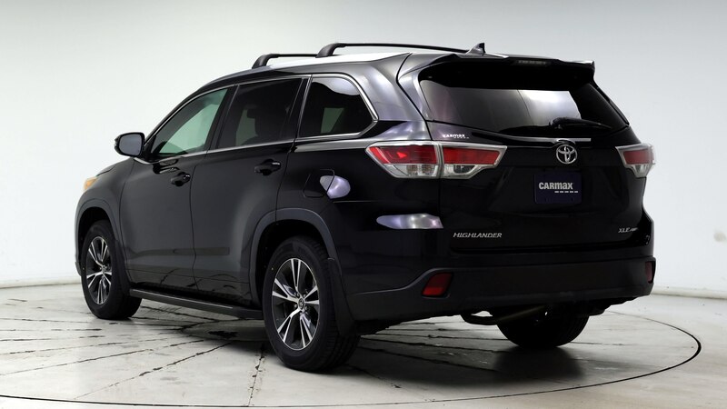 2016 Toyota Highlander XLE 2