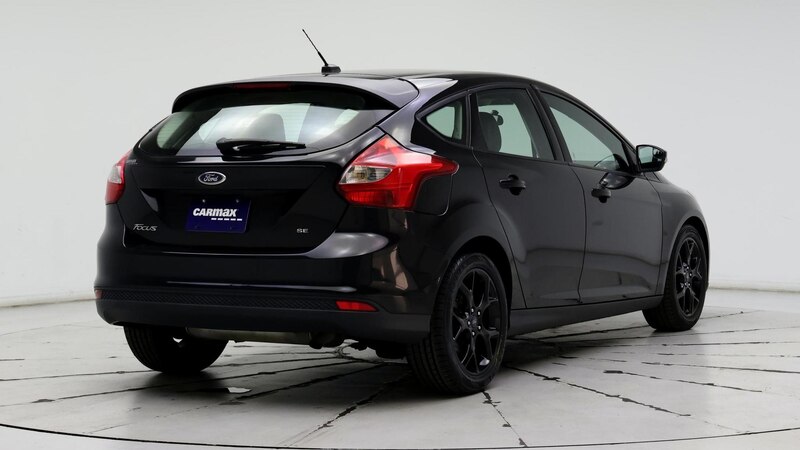 2014 Ford Focus SE 8