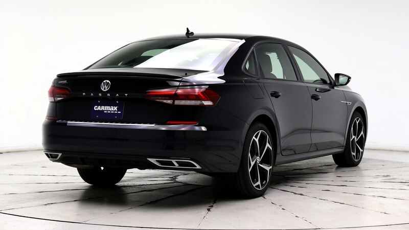 2021 Volkswagen Passat R-Line 8