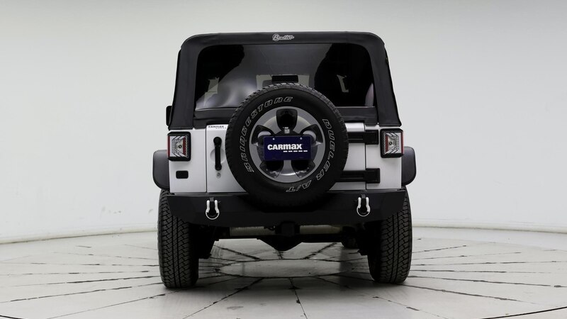2017 Jeep Wrangler Sahara 6