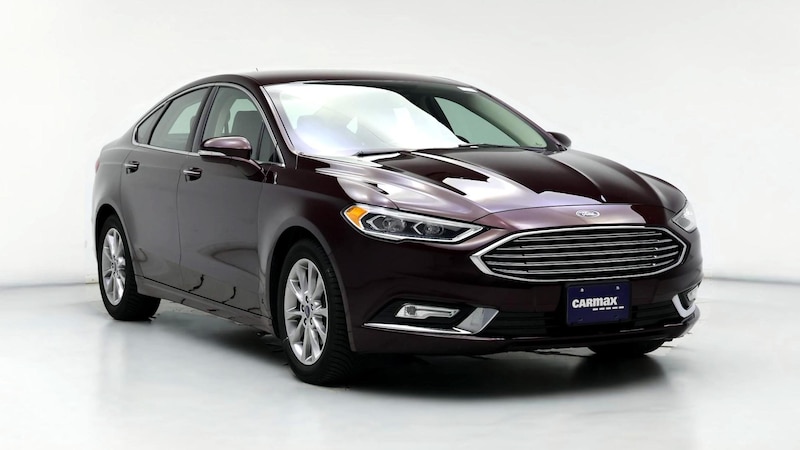 2017 Ford Fusion SE Hero Image