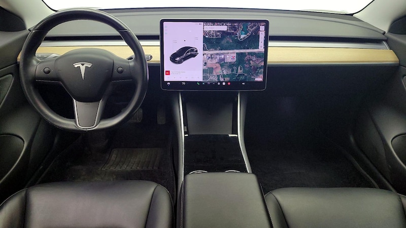 2019 Tesla Model 3 Long Range 9