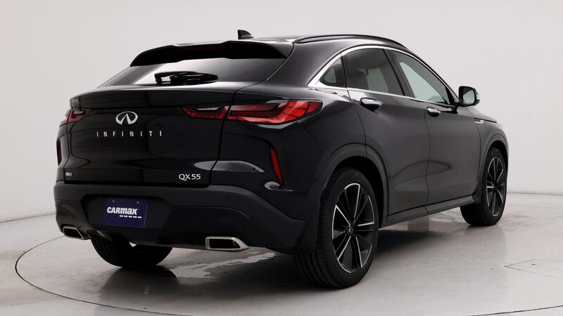 2022 INFINITI QX55 Essential 8