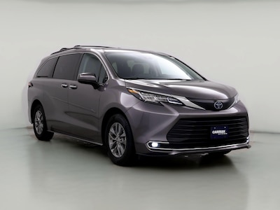 2022 Toyota Sienna XLE -
                Boston, MA