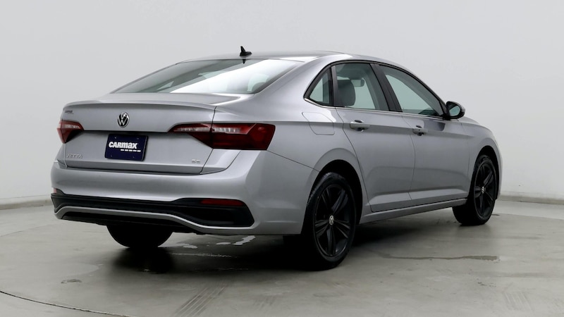 2022 Volkswagen Jetta SE 8