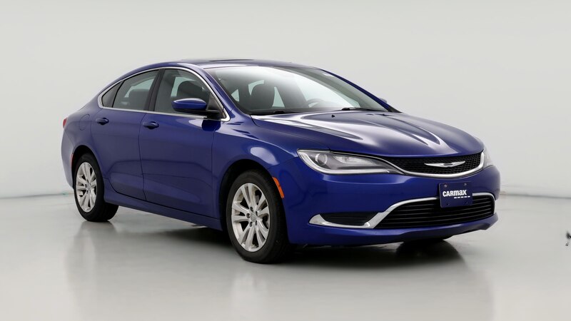 2017 Chrysler 200 Limited Hero Image