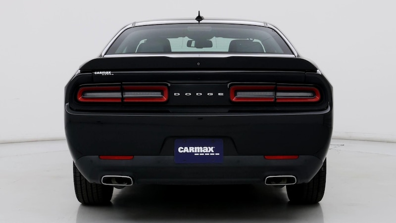 2016 Dodge Challenger SXT 6