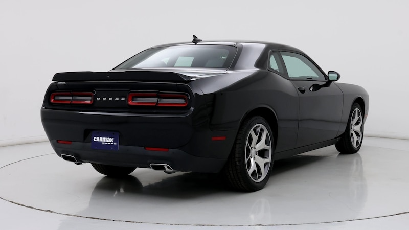 2016 Dodge Challenger SXT 8