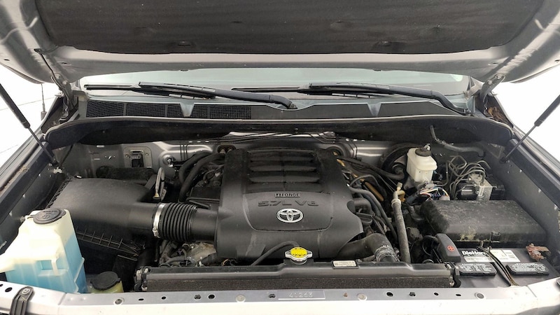 2014 Toyota Tundra SR5 22