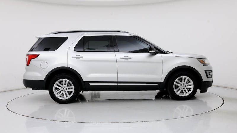 2017 Ford Explorer XLT 7