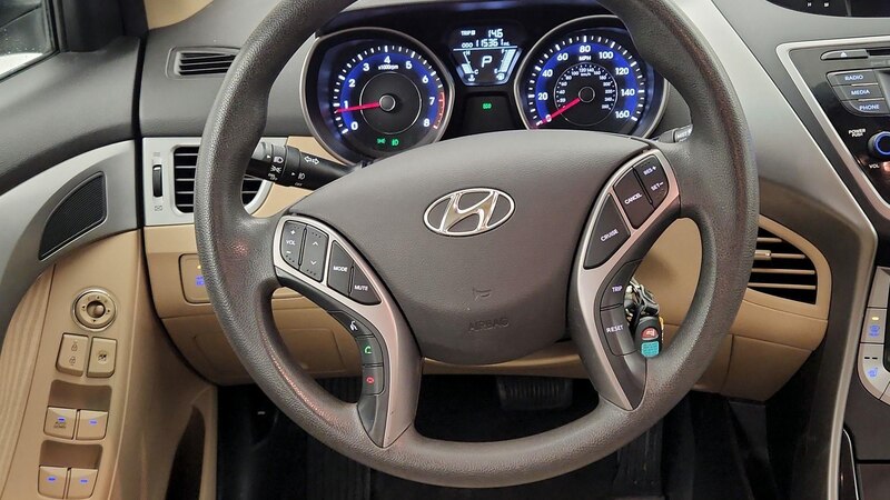 2013 Hyundai Elantra GLS 10