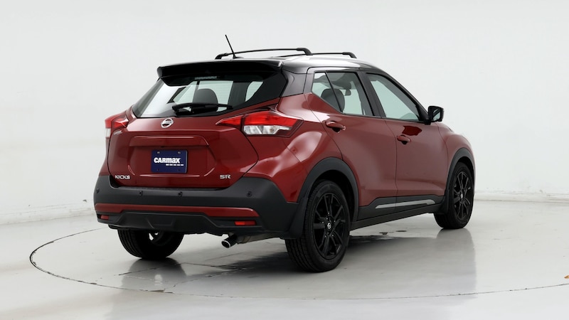 2020 Nissan Kicks SR 8