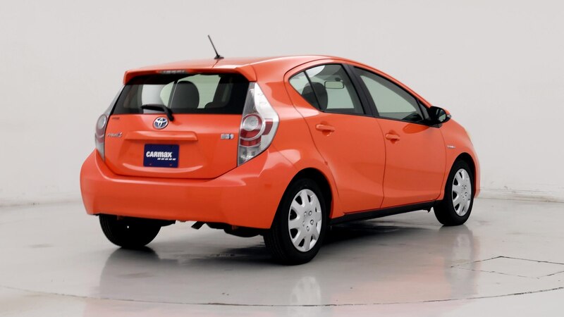 2013 Toyota Prius c Two 8