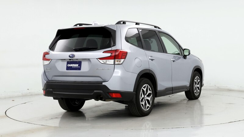 2022 Subaru Forester Premium 8