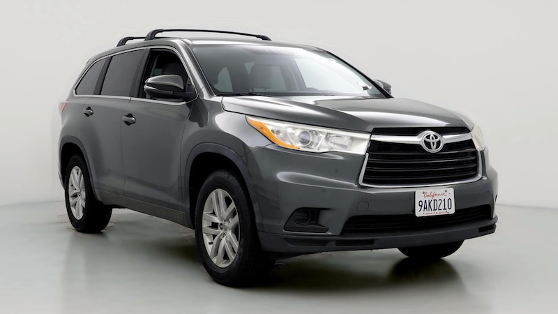 2014 Toyota Highlander LE Hero Image