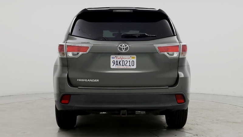 2014 Toyota Highlander LE 6