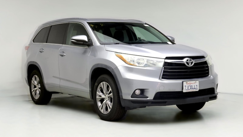 2015 Toyota Highlander XLE Hero Image