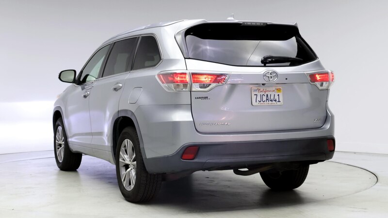 2015 Toyota Highlander XLE 2