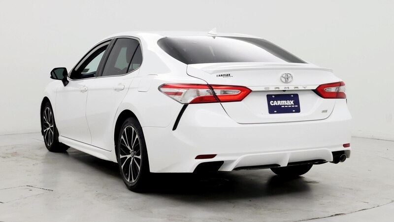 2020 Toyota Camry SE 2