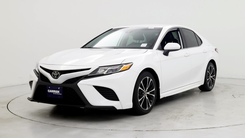 2020 Toyota Camry SE 4