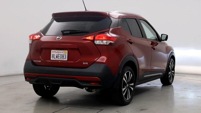 2019 Nissan Kicks SR 8