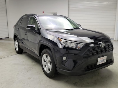 2019 Toyota RAV4 XLE -
                Los Angeles, CA