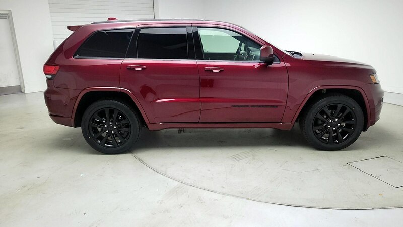 2018 Jeep Grand Cherokee Altitude 4