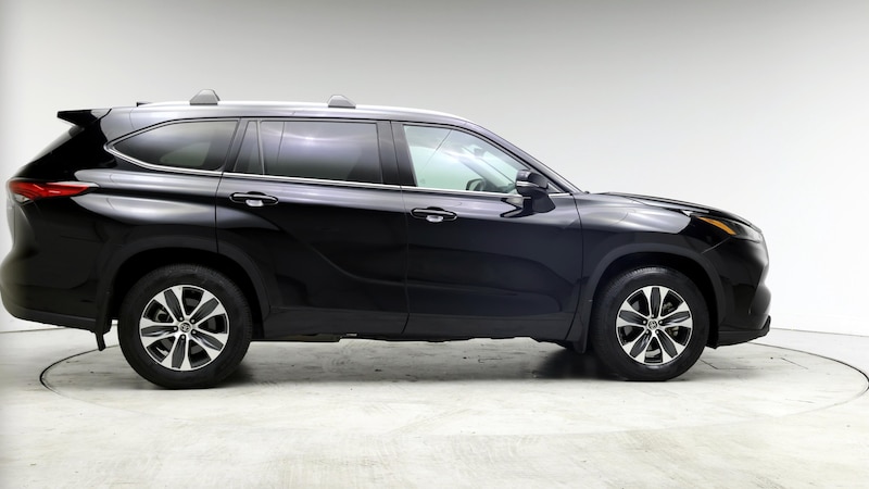 2022 Toyota Highlander XLE 6