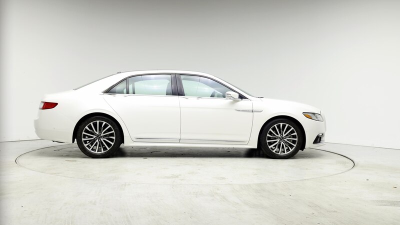 2017 Lincoln Continental Select 7