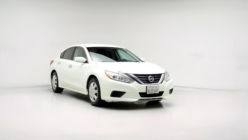 2016 Nissan Altima S Hero Image