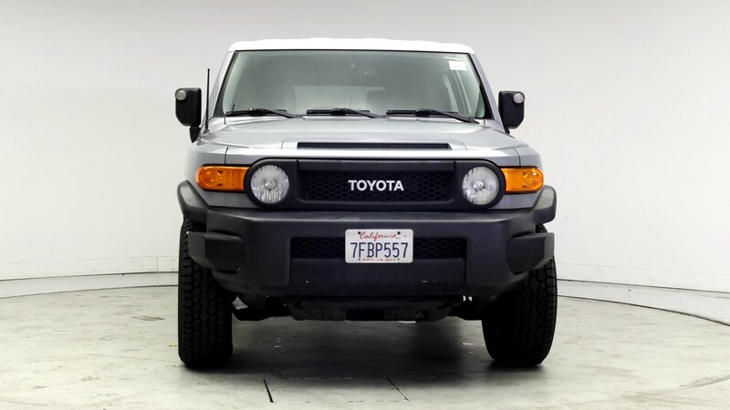 2014 Toyota FJ Cruiser  5