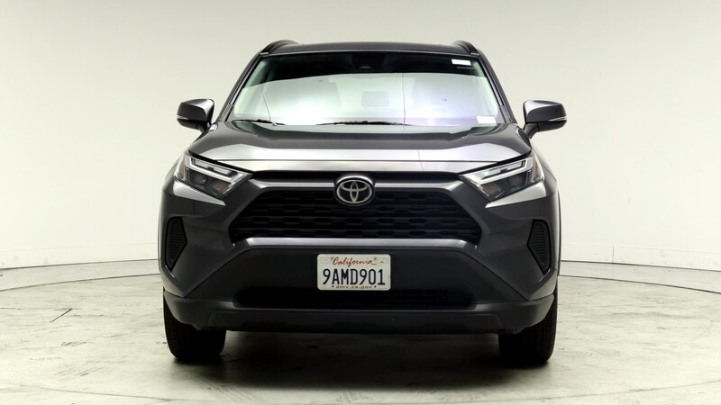 2022 Toyota RAV4 XLE 5