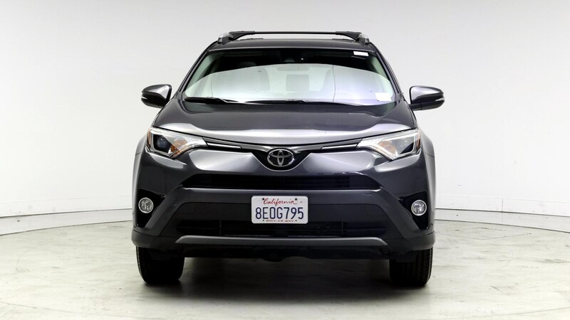 2018 Toyota RAV4 XLE 5