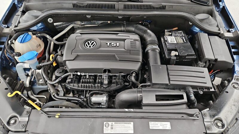 2015 Volkswagen Jetta SE 23